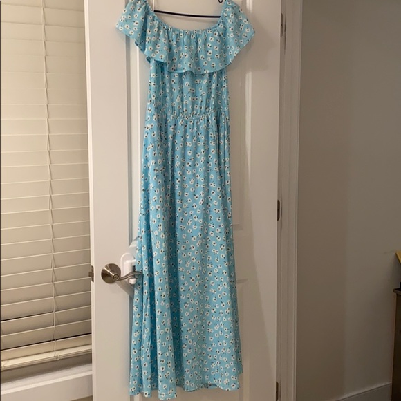 Off the Shoulder Maxi Dress - Picture 1 of 1